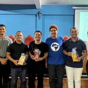 ASSEMBLEIA GERAL DOS ESTUDANTES DISCUTE ALTERAÇÕES ESTATUTÁRIAS E REFORÇA IMPORTÂNCIA DA REPRESENTAÇÃO ESTUDANTIL