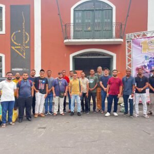 ESTUDANTES DE FILOSOFIA VISITAM FUNDAÇÃO DA MEMÓRIA REPUBLICANA PARA AULA DE ESTÉTICA​