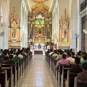 FACMA REALIZA SANTA MISSA EM AÇÃO DE GRAÇAS PELO ANO LETIVO 2025